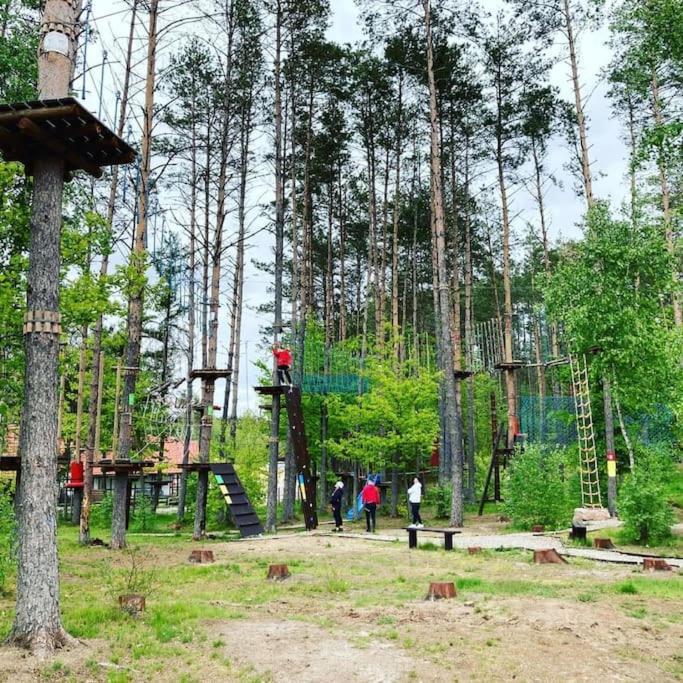 Pastelowy Domek Z Balia Elektryczna Z Jacuzzi Zalakowo Esterno foto