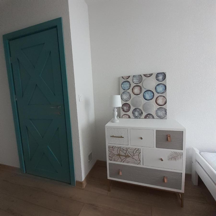 Pastelowy Domek Z Balia Elektryczna Z Jacuzzi Zalakowo Esterno foto